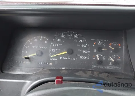 1998 GMC Suburban 2500 Sl z USA, uszkodzony, nr VIN 1GKGK26J3WJ726589